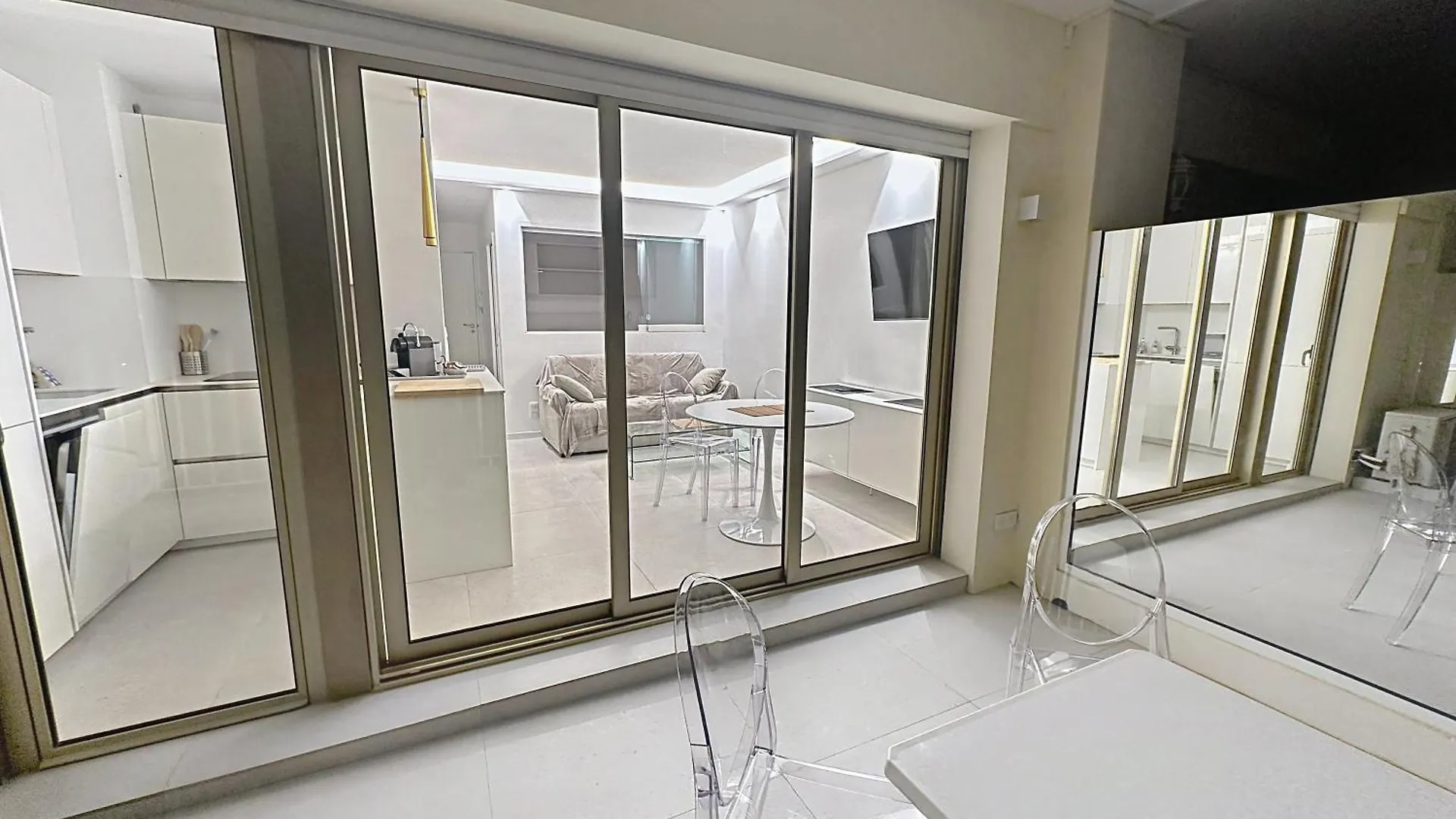 Apartment 39M2 Croisette, Terrasse, Vue Mer, Garage Cannes