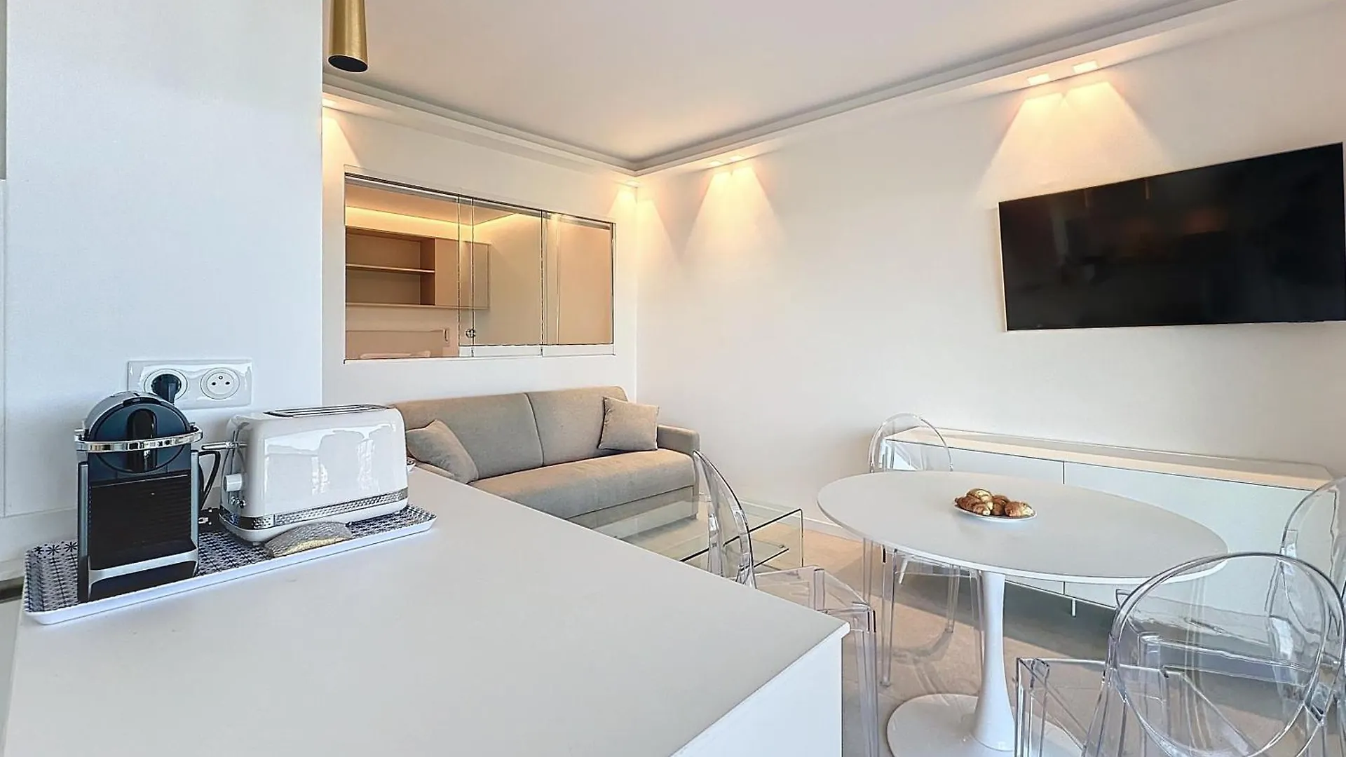 39M2 Croisette, Terrasse, Vue Mer, Garage Cannes