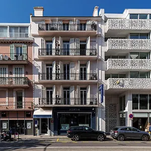 فندق Modern Waikiki, كان