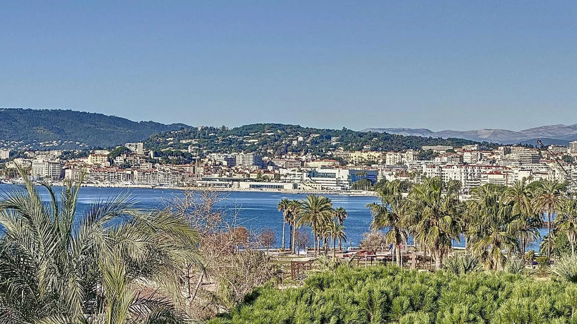 Apartment 39M2 Croisette, Terrasse, Vue Mer, Garage Cannes